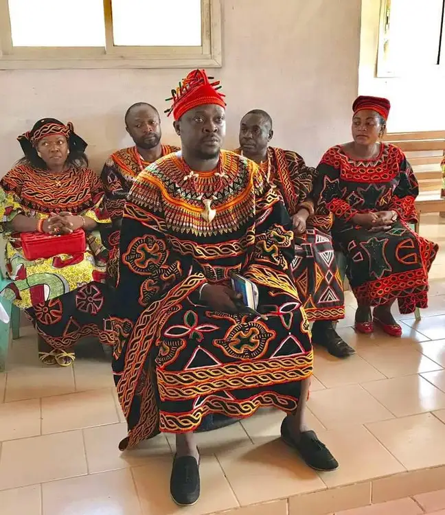 Òfù nì Ònɛ̀bi Omɛn